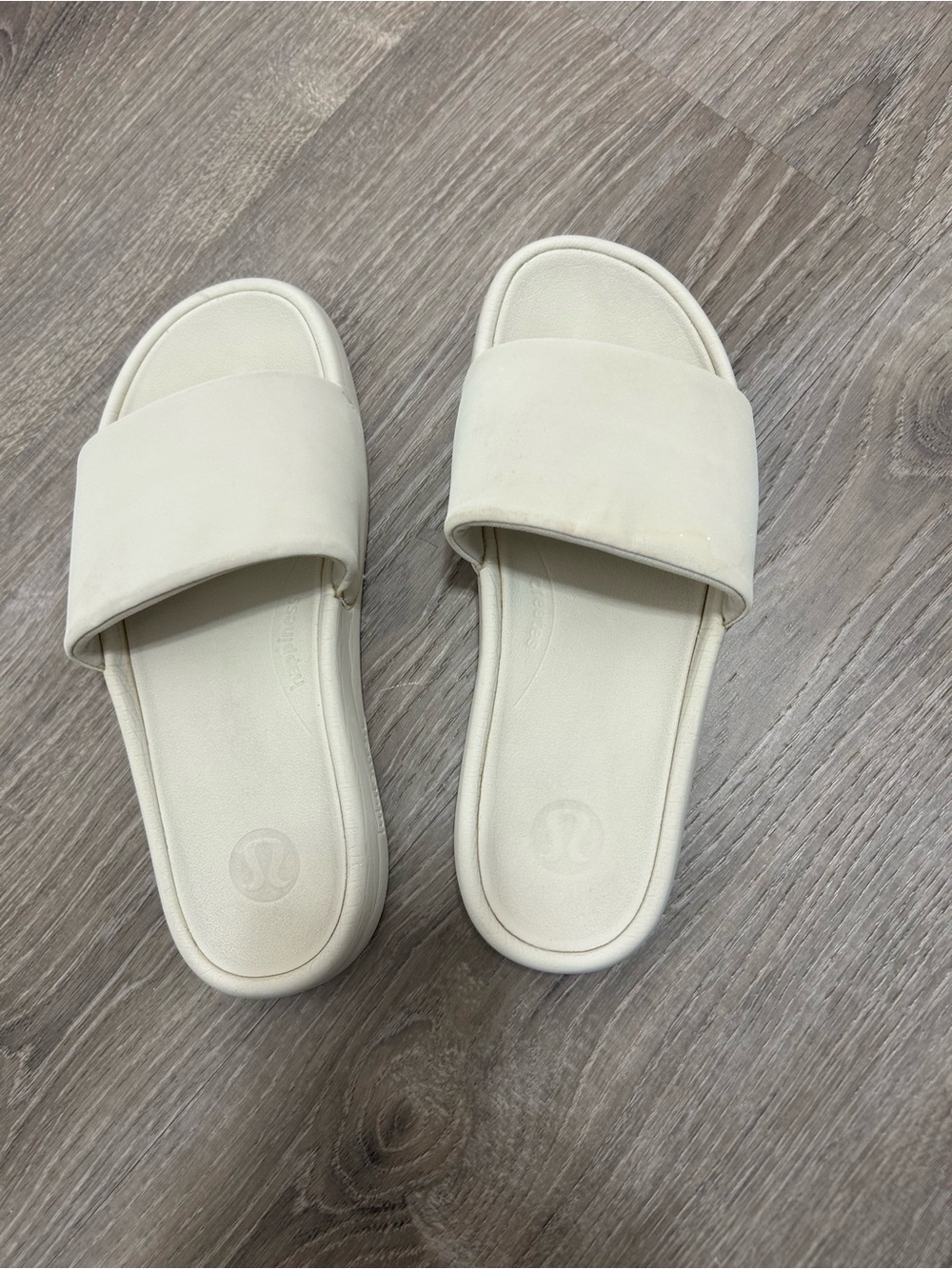 Lululemon Restfeel Slide Size 7